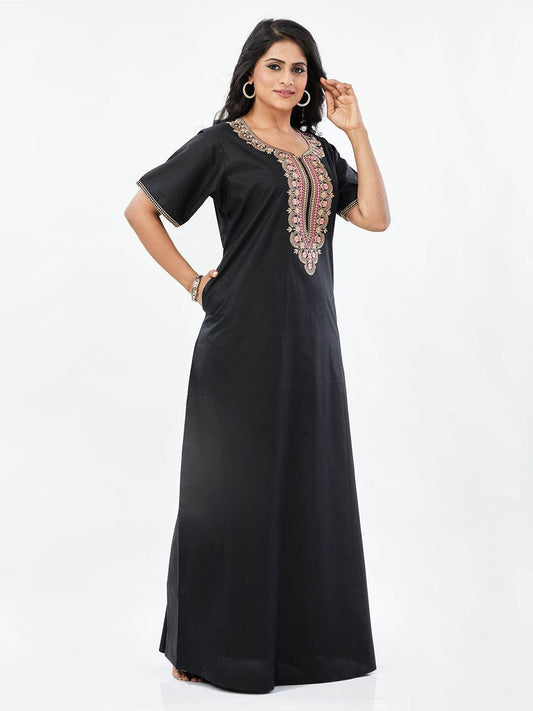 NGE500 - Black Scallops Design, Embroidered, 100% Cotton Night Gown - thekaftanshop.com