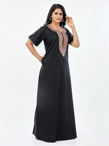 NGE500 - Black Scallops Design, Embroidered, 100% Cotton Night Gown