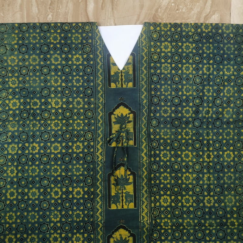 KA3001 – Exclusive Hand Block Ajrak Cotton Kaftan - image 2